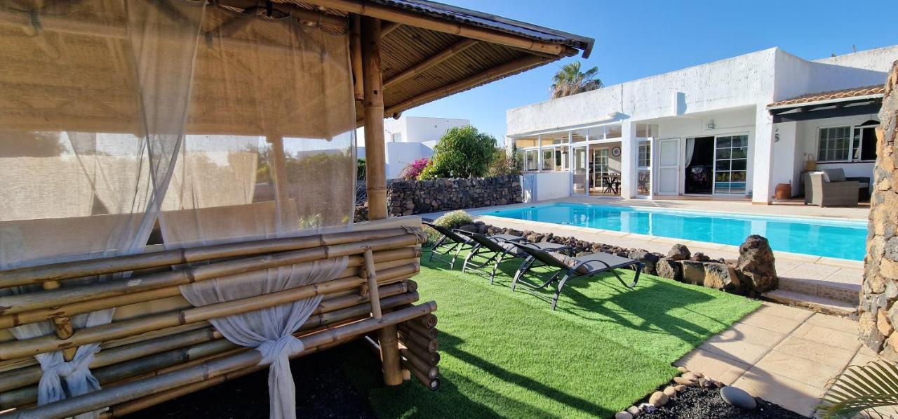 Casa Yukka Villa With Heated Pool Lajares Extérieur photo